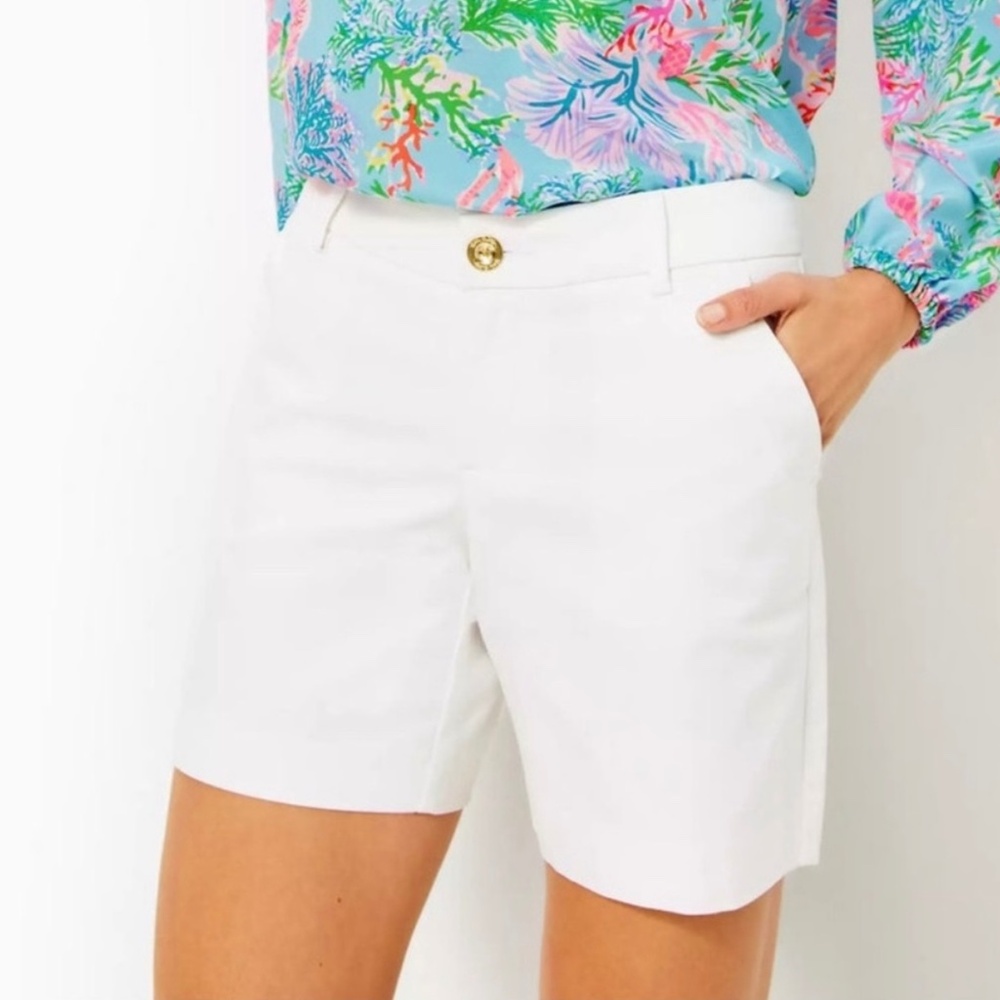 Lilly Pulitzer Shara Mid-Rise Stretch Shorts in Resort White Size 0